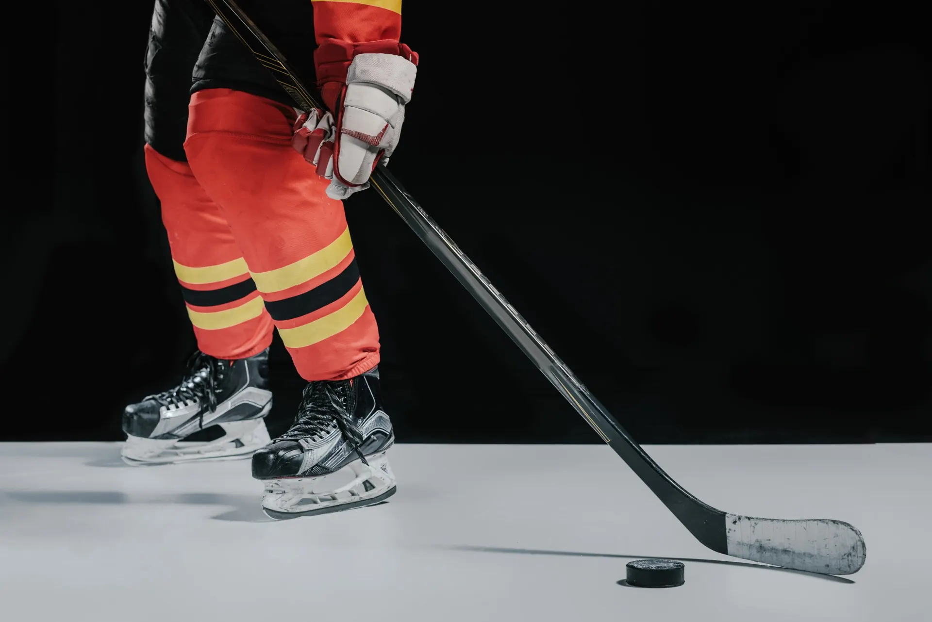 Hockey player on the ice